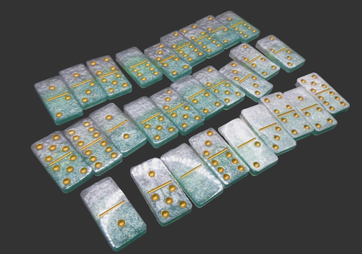 Dominos