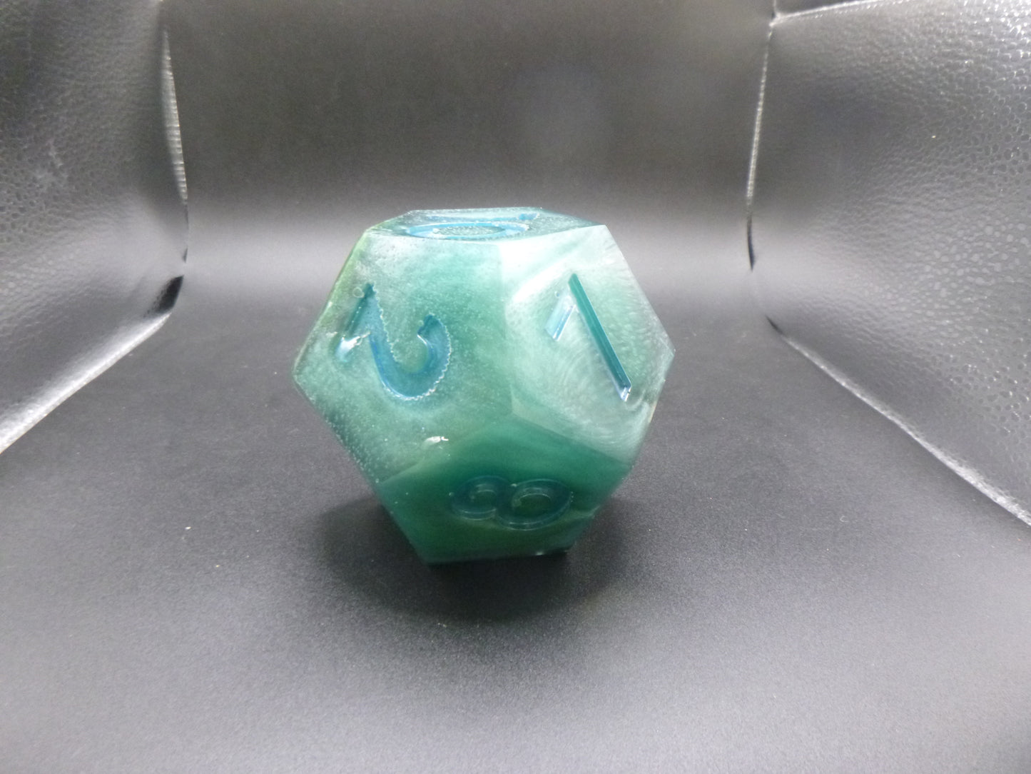 Giant Dice